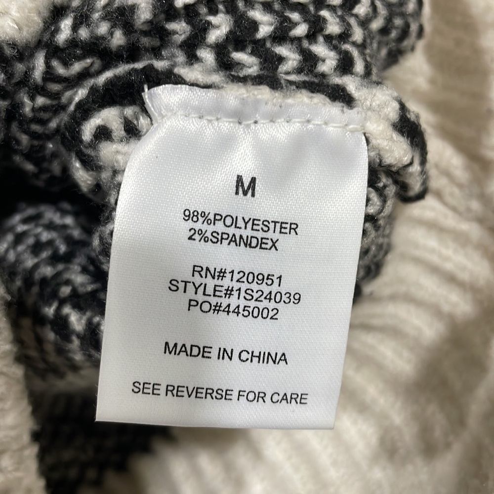 Knit sweater - Picture 4 of 4